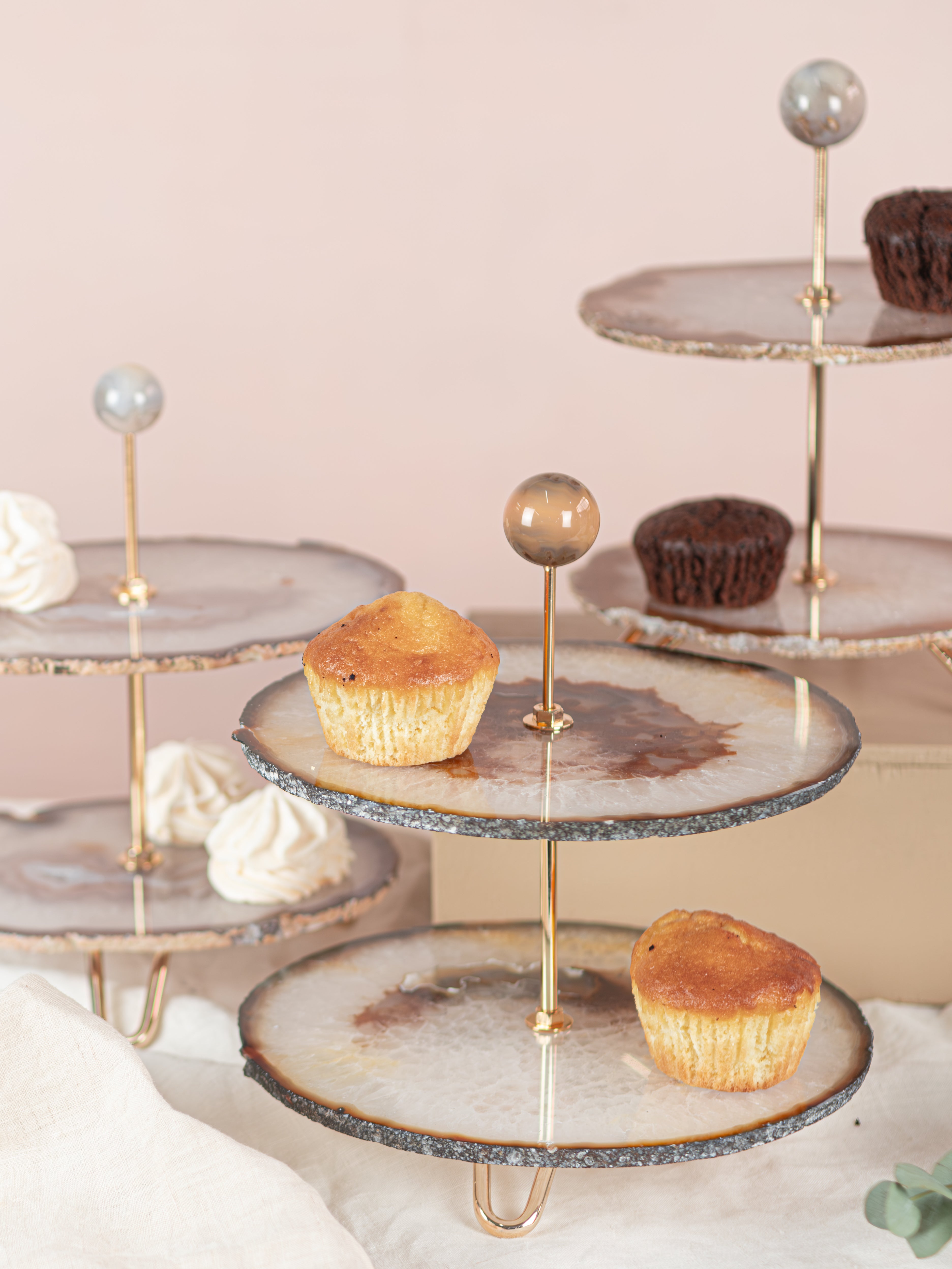 TABLE SETTING – Oh My Druzy!