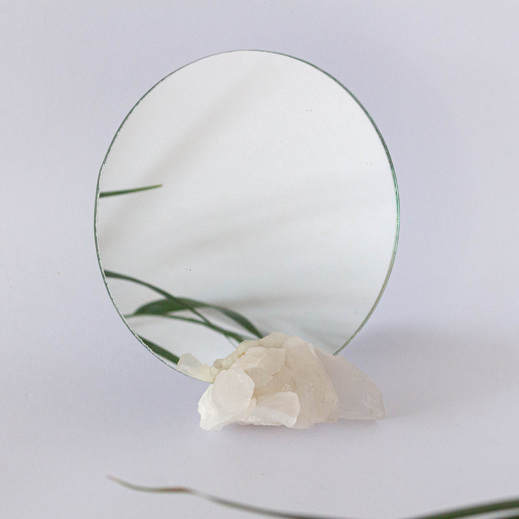 Round Mirror with Clear Quartz Holder
