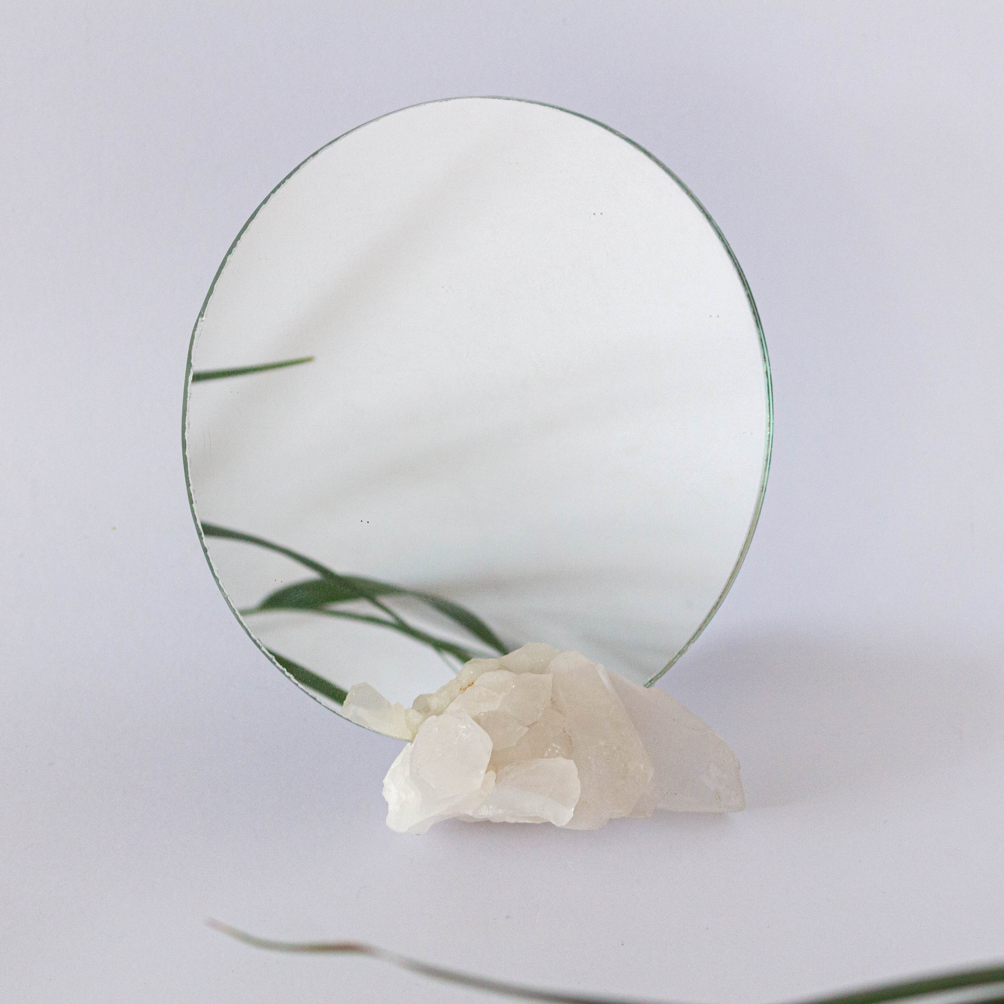 Round Mirror with Clear Quartz Holder