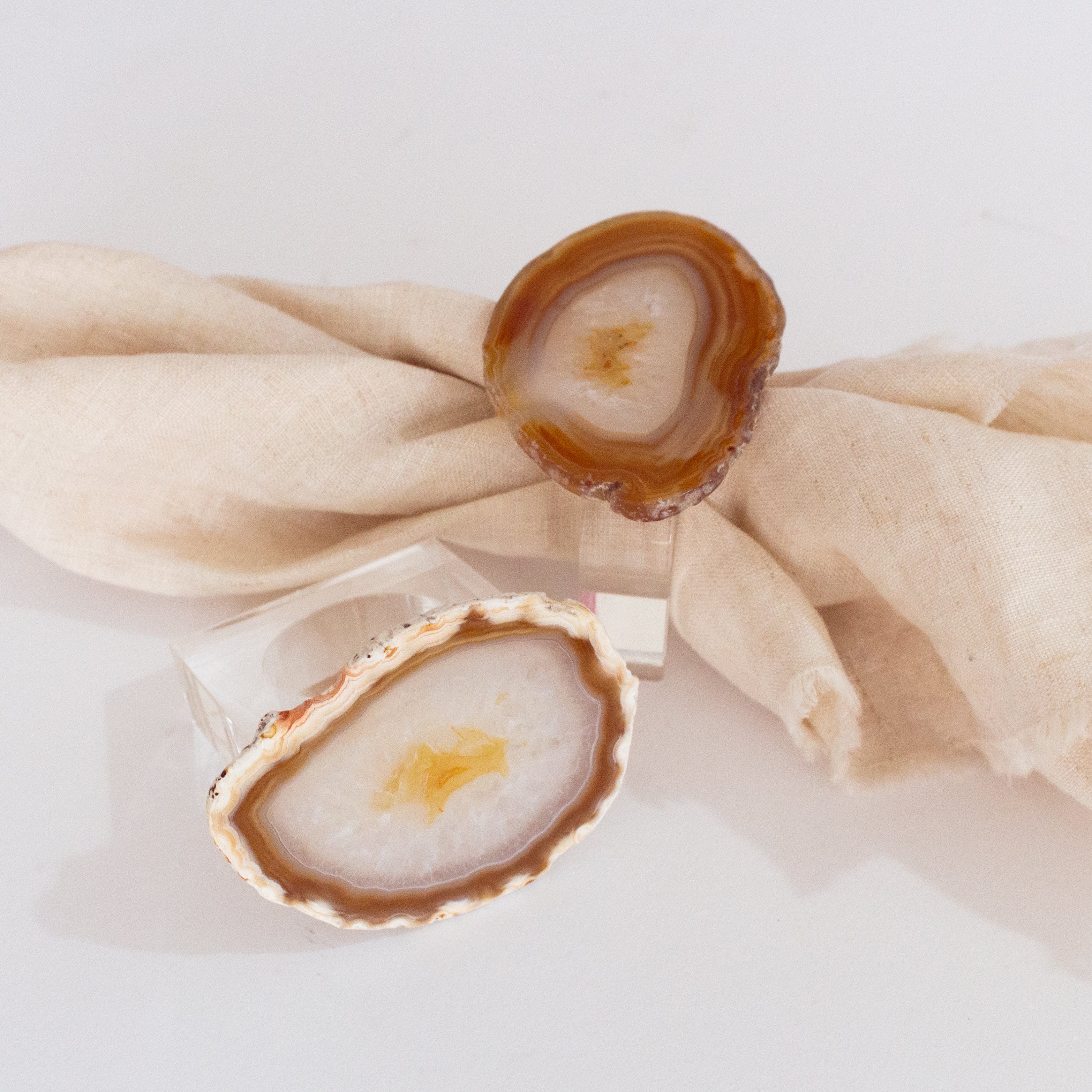 Napkin Ring in Acrylic with Crystal Accent - Agate Slice Natural
