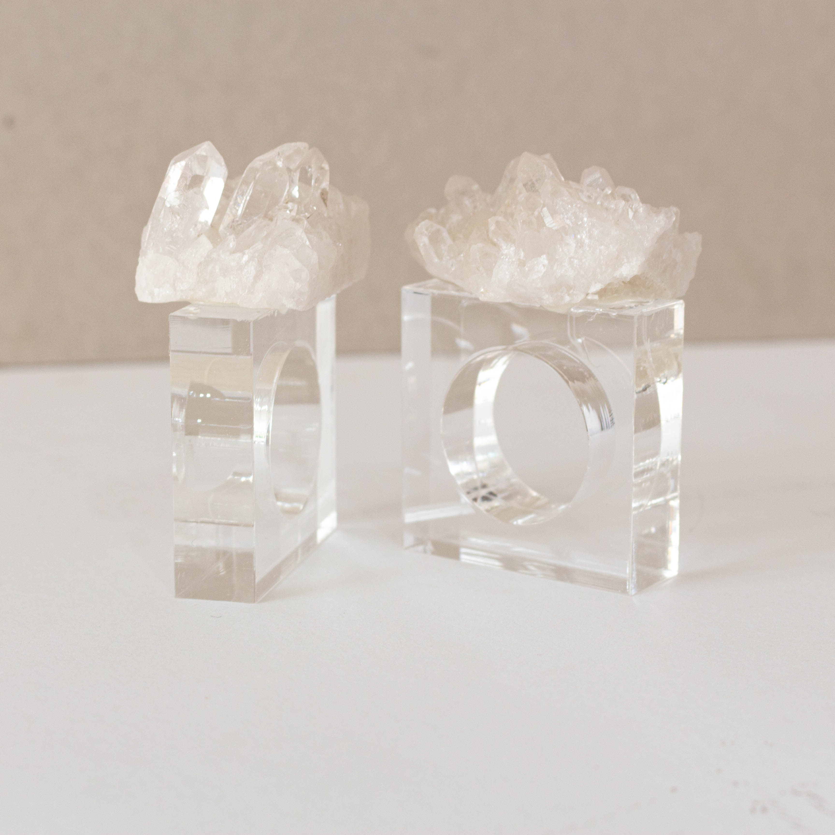 Napkin Ring in Acrylic with Crystal Accent - Clear Quartz Druzy