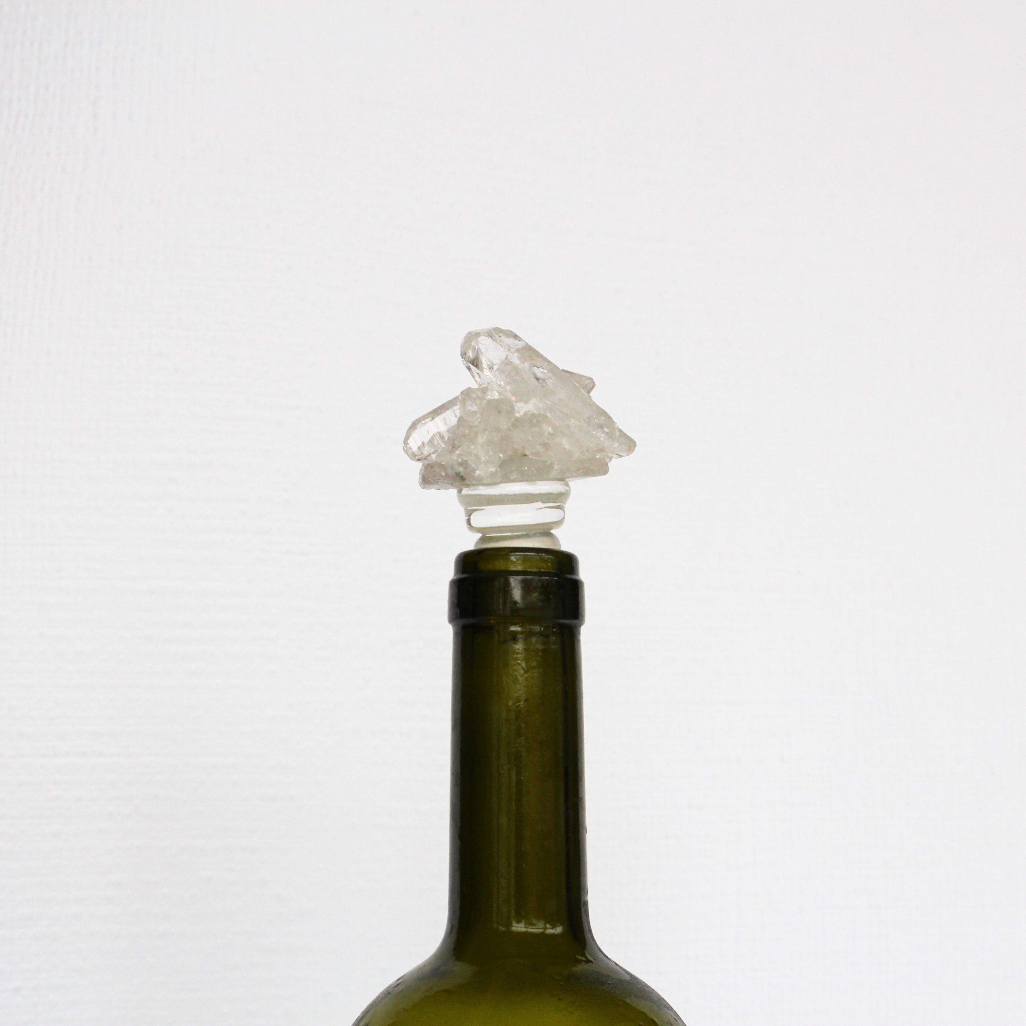 Crystal Druzy Wine Stopper in Acrylic