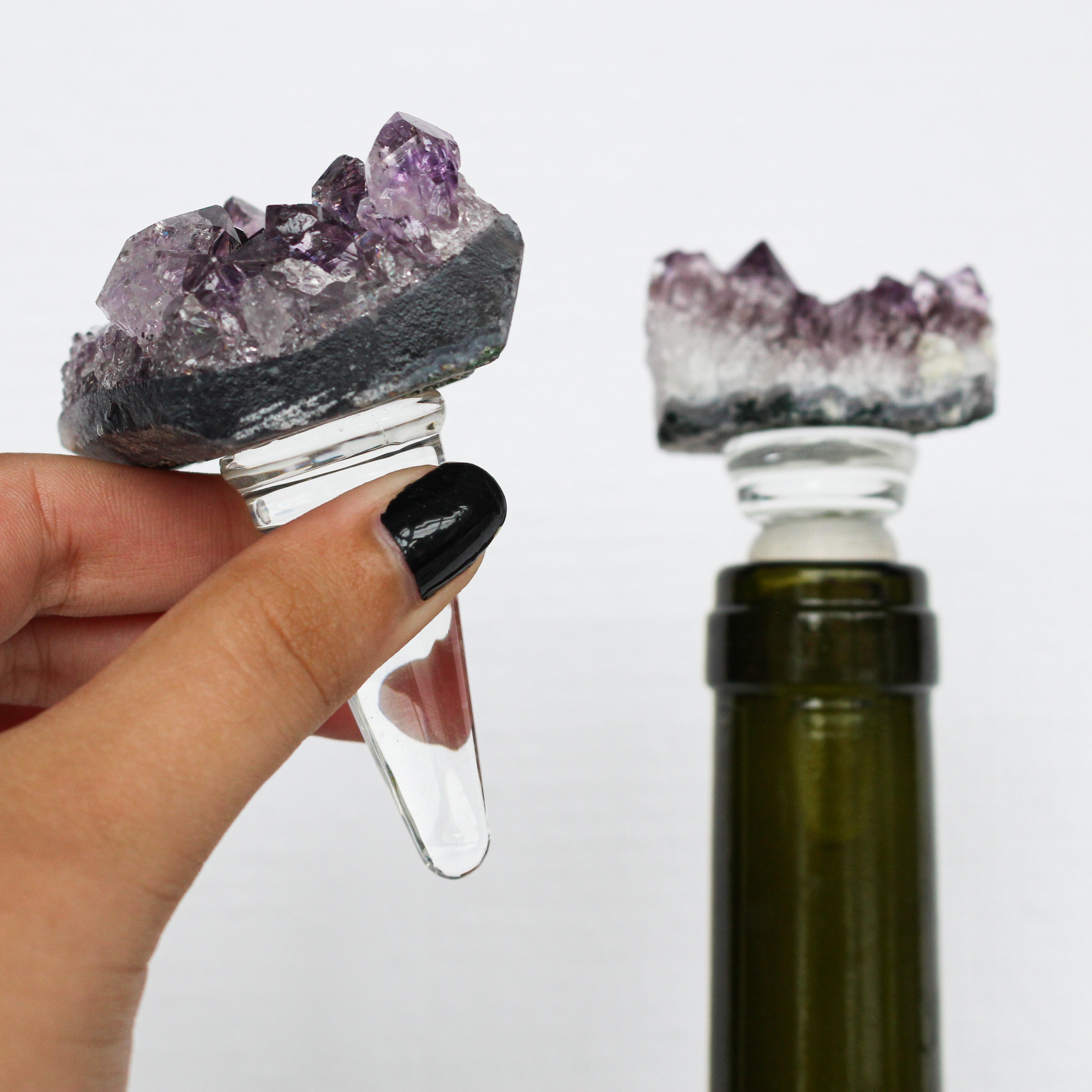 Amethyst Druzy Wine Stopper in Acrylic